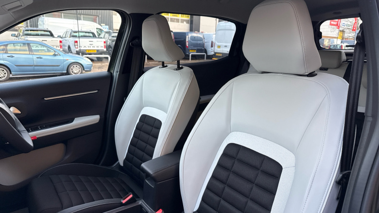 Citroen C3 Aircross 83kW Standard Range Max 44kWh 5dr Auto Electric Hatchback